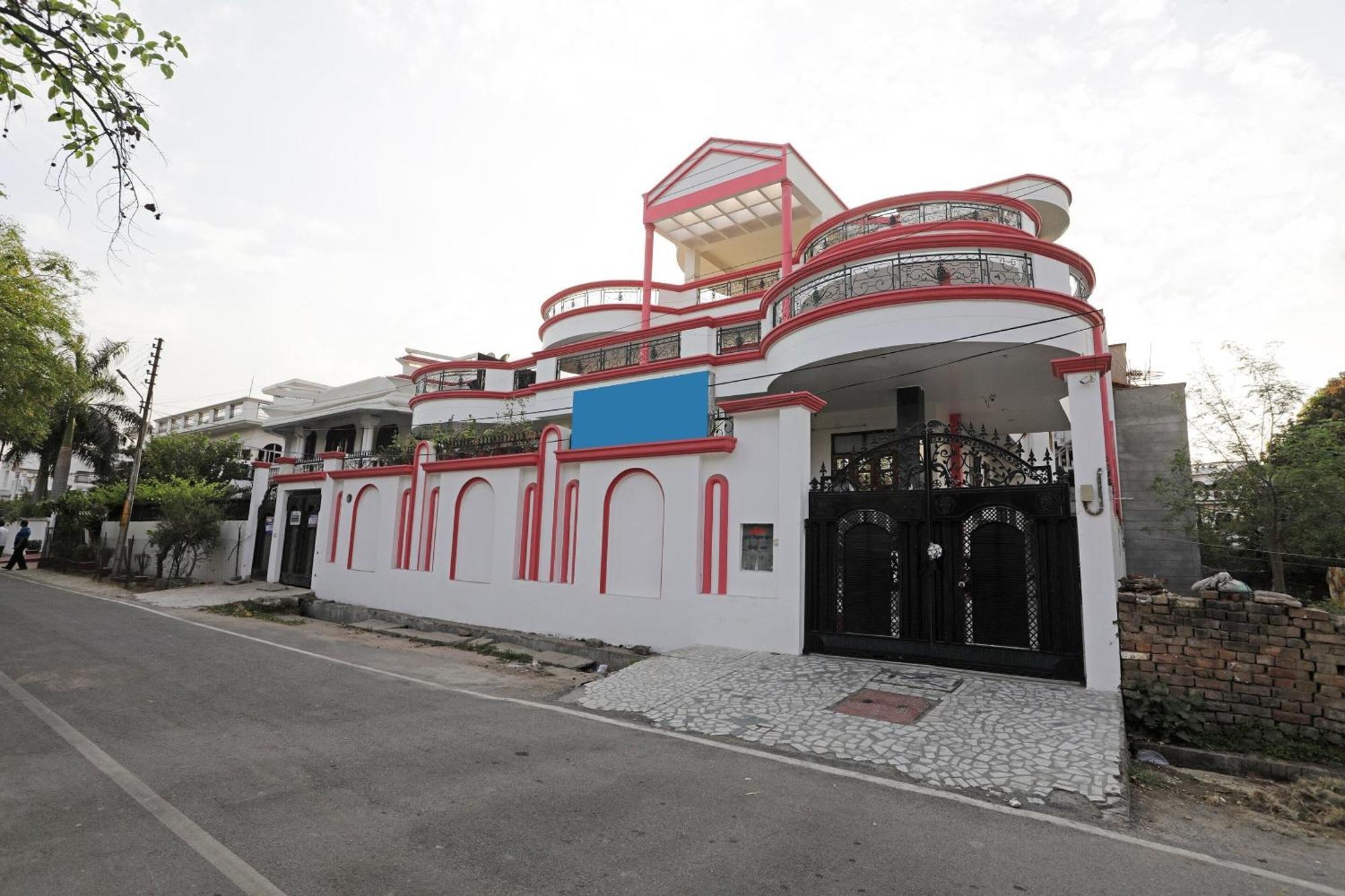 Shikhar Paradise Chinhat Exterior foto